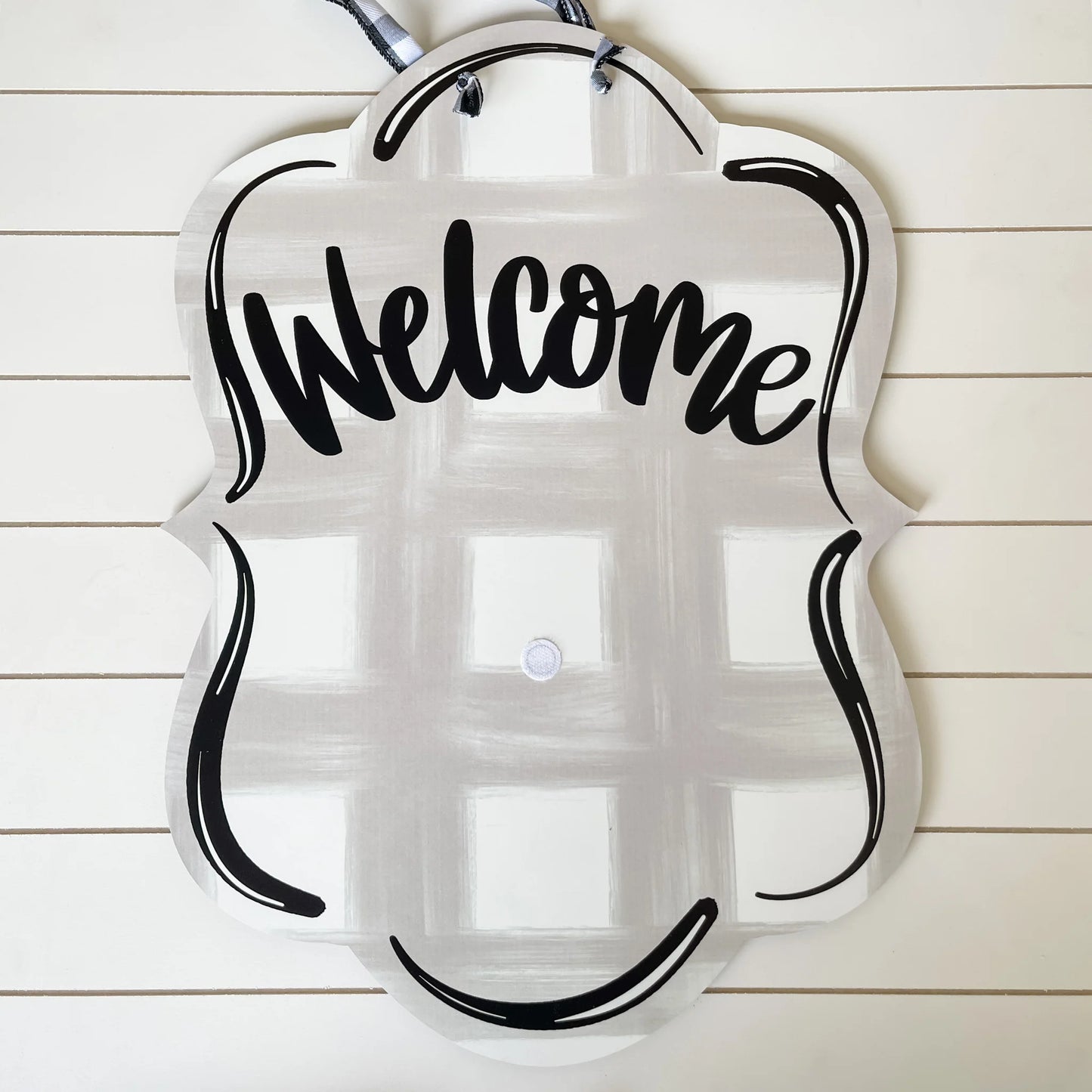 Welcome Door Hanger with 12 Interchangeable Seasonal Attachments